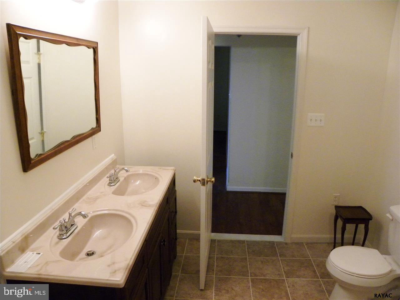 163 Clubhouse Road Delta, PA 17314 - Photo 10 of 33 Gallery Image 10