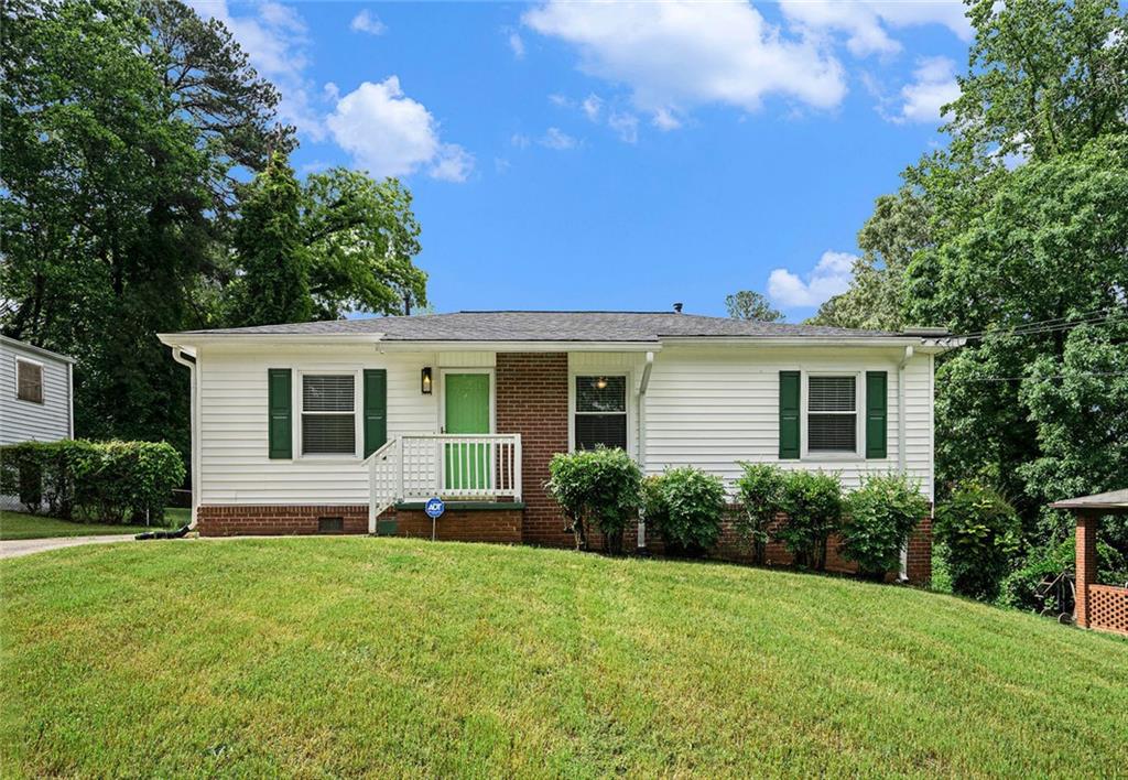 3650 Croft Place Northwest Atlanta, GA 30331 - Photo 3 of 18