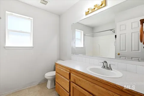 $357,900 | 7373 Edgebrook Drive, Nampa, ID 83687