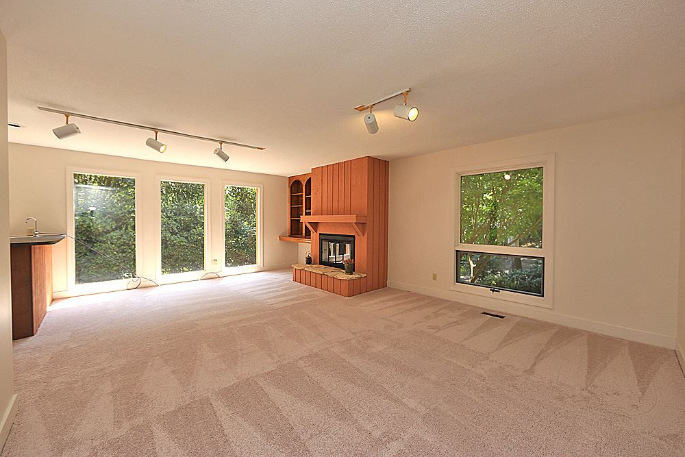 5120 Bartons Road Raleigh, NC 27613 - Photo 12 of 26 Den/Family/Great Room