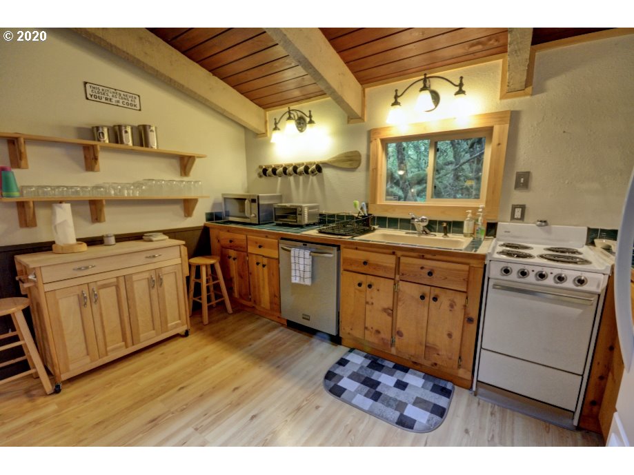29898 Road 12, Unit LT103 Rhododendron, OR 97049 - Photo 15 of 30 Gallery Image 15