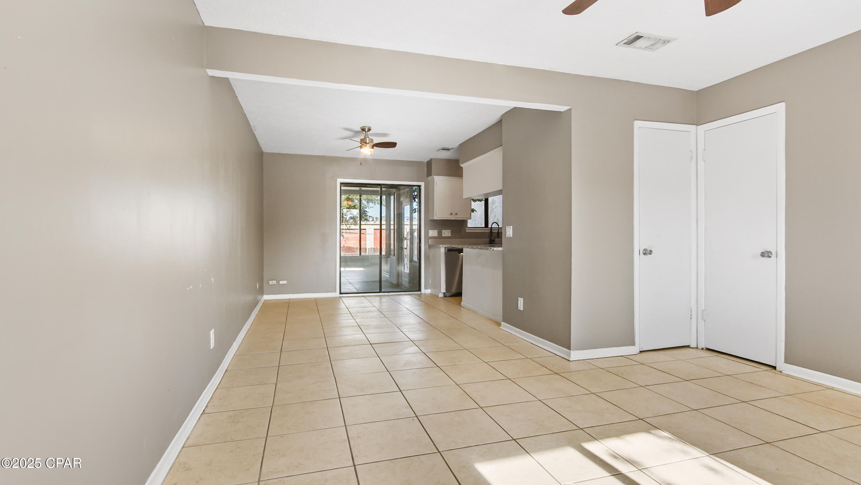 412 Venetian Way Panama City, FL 32405 - Photo 3 of 20