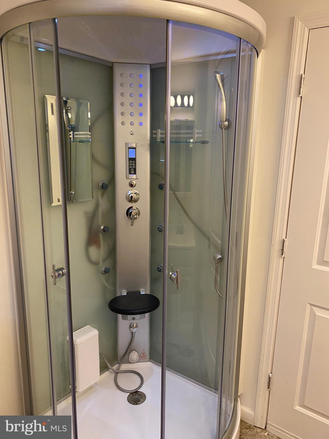 255 Almonesson Road Blackwood, NJ 08012 - Photo 15 of 21 Shower/Steam Shower