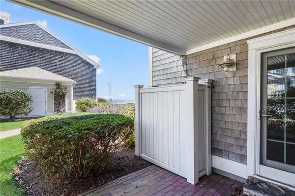 $1,100,000 | 20 Narragansett Avenue, Unit 306, Narragansett, RI 02882