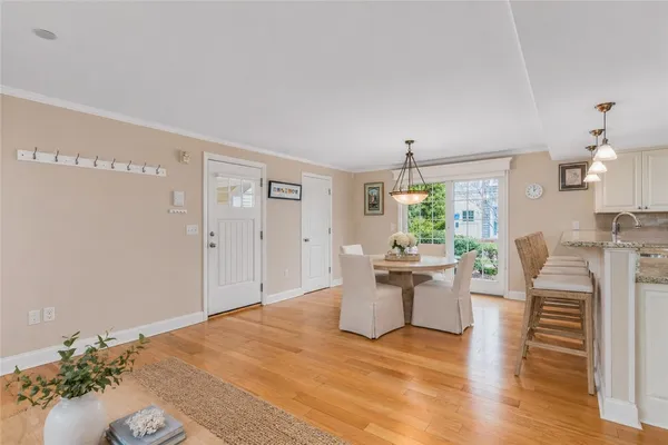 $1,100,000 | 20 Narragansett Avenue, Unit 306, Narragansett, RI 02882