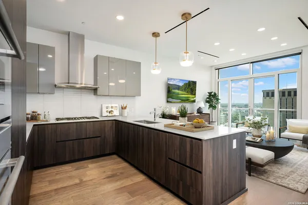 $650,000 | 123 Lexington Avenue, Unit 1205, San Antonio, TX 78205
