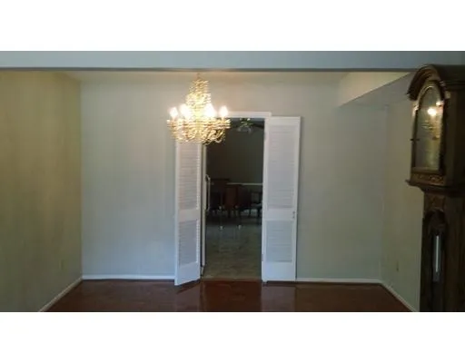 a black and white photo of a room