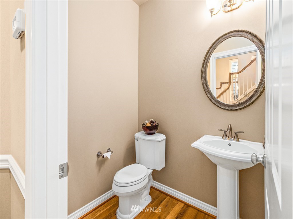 5415 Northeast 2nd Court Renton, WA 98059 - Photo 13 of 25