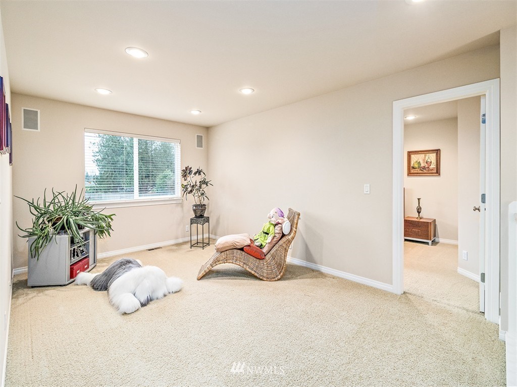 5415 Northeast 2nd Court Renton, WA 98059 - Photo 18 of 25