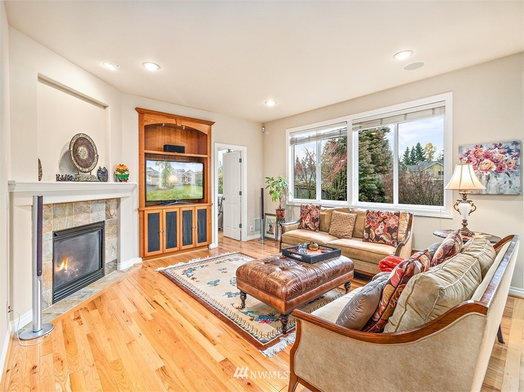 5415 Northeast 2nd Court Renton, WA 98059 - Photo 7 of 25