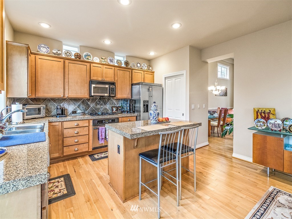 5415 Northeast 2nd Court Renton, WA 98059 - Photo 10 of 25