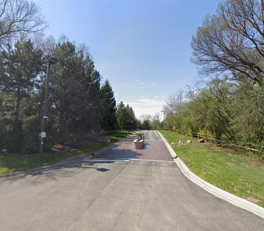 $2,400,000 | 141 Breakenridge Farm, Oak Brook, IL 60523