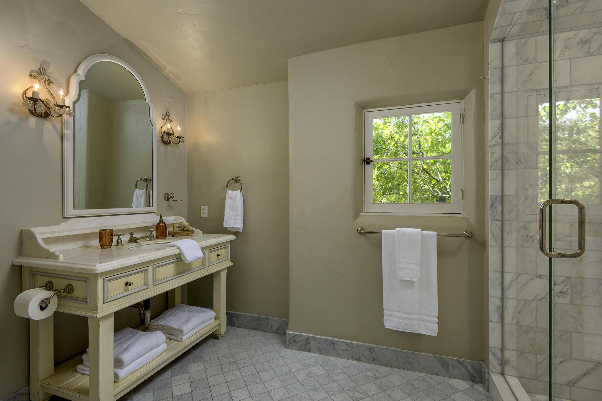 640 El Bosque Road Montecito, CA 93108 - Photo 22 of 36 a bathroom with a sink and a mirror