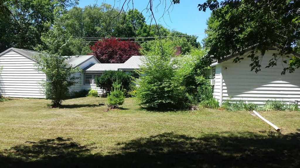 9 Reed Street Hanson, MA 02341 - Photo 3 of 3 Gallery Image 3