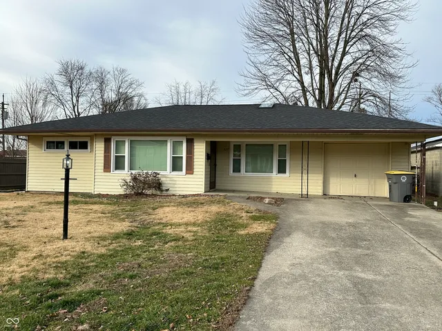 $235,000 | 337 Western Parkway, Seymour, IN 47274