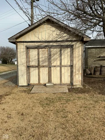 $235,000 | 337 Western Parkway, Seymour, IN 47274