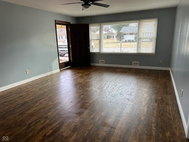 $235,000 | 337 Western Parkway, Seymour, IN 47274