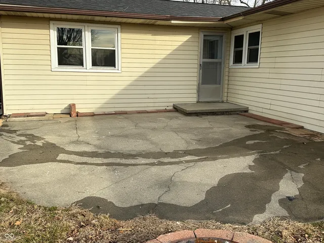 $235,000 | 337 Western Parkway, Seymour, IN 47274