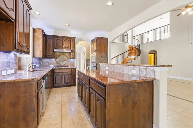 $519,900 | 2446 West Bramlet Drive, Conroe, TX 77304