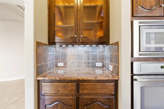 $519,900 | 2446 West Bramlet Drive, Conroe, TX 77304