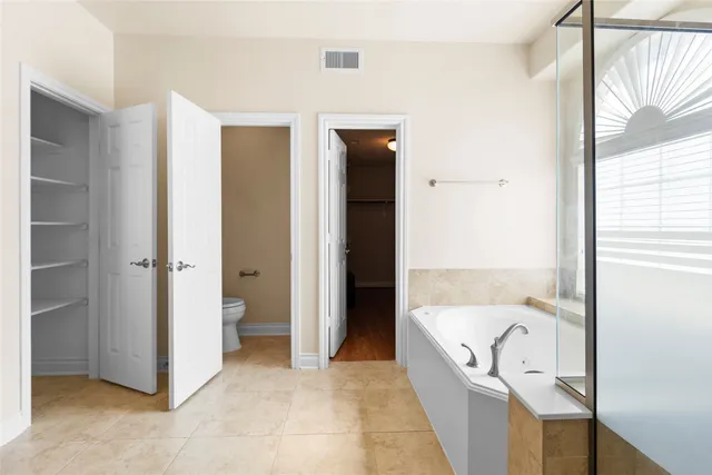 $519,900 | 2446 West Bramlet Drive, Conroe, TX 77304