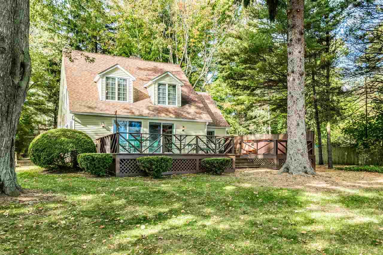3955 Lakeshore Road Lexington, MI 48450 - Photo 5 of 51