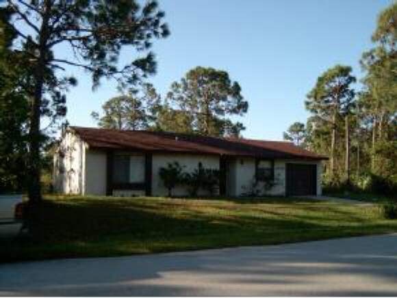 178 Tucson Road Southwest Palm Bay, FL 32908 - Photo 1 of 4 Primary Photo