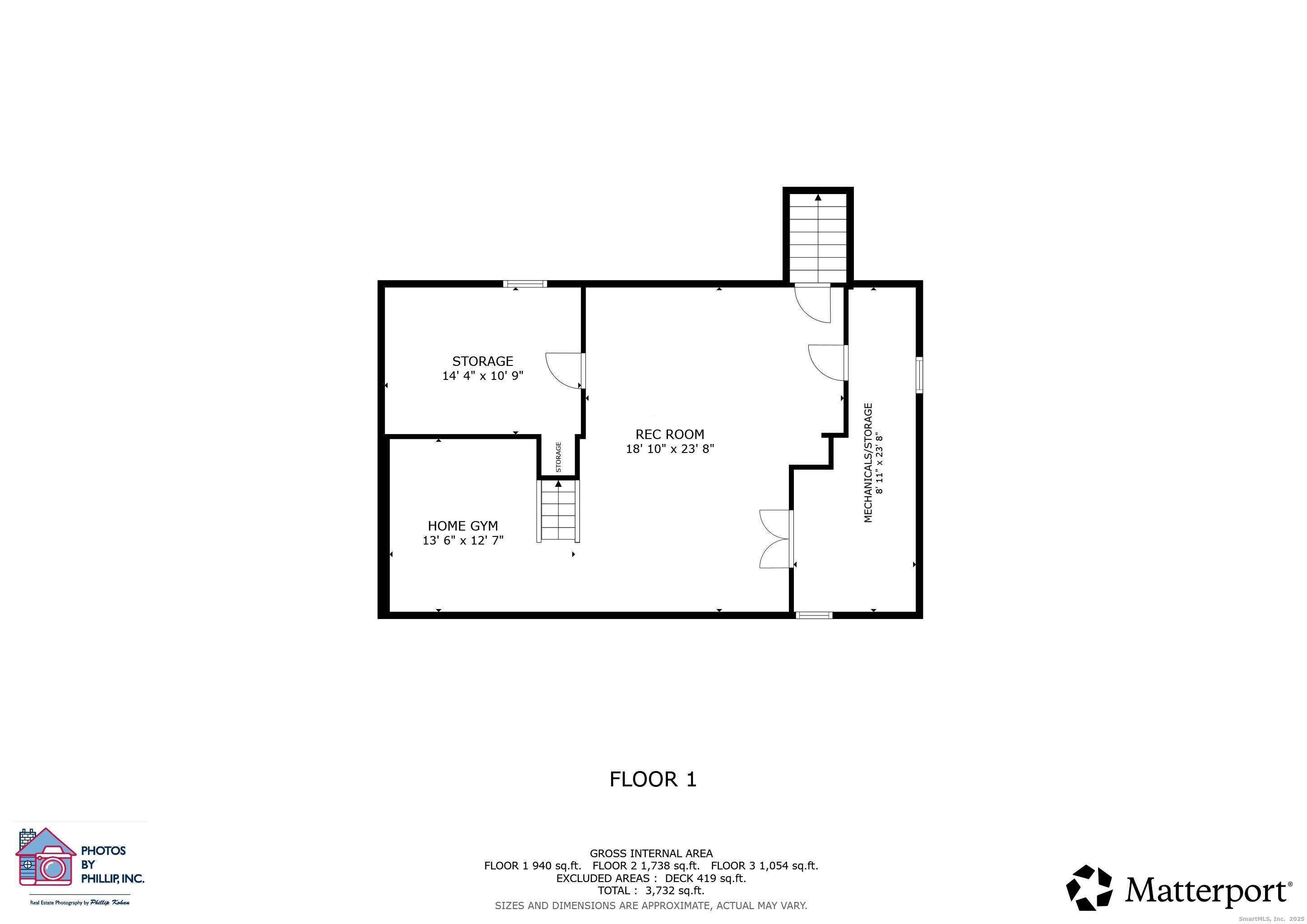 119 Wedgemere Road Stamford, CT 06905 - Photo 40 of 40 a picture of a bench in front of a wall