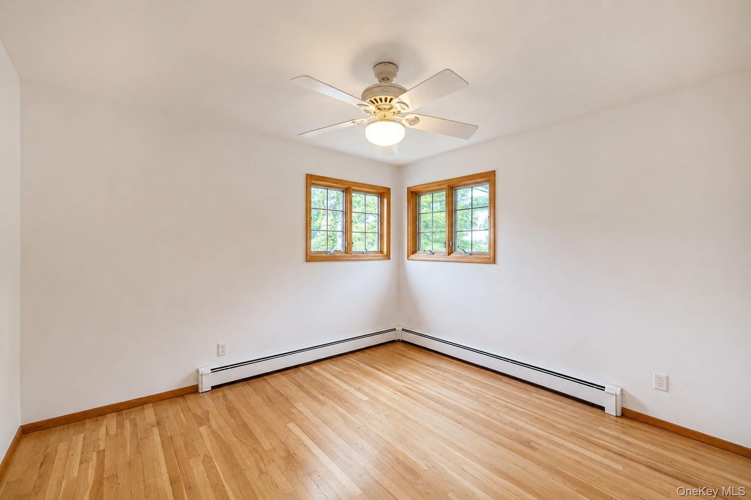 18 Roxbury Street Huntington Station, NY 11746 - Photo 16 of 21
