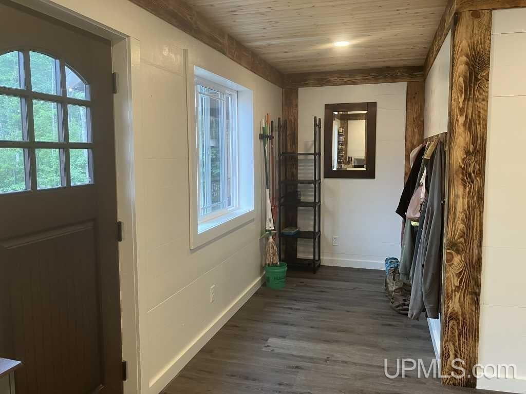 N3395 Raspberry Lane Munising, MI 49862 - Photo 9 of 47 Gallery Image 9