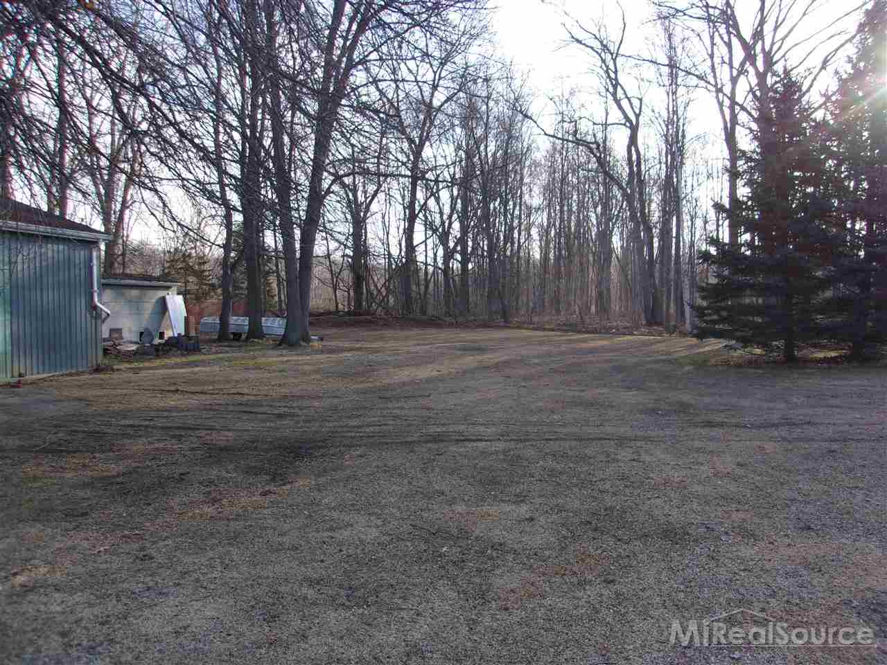 9003 Field Road Algonac, MI 48001 - Photo 35 of 36
