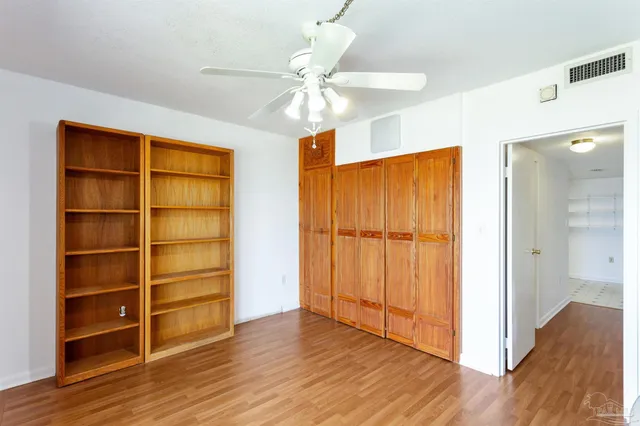 $235,000 | 615 Bayshore Drive, Unit 208, Pensacola, FL 32507