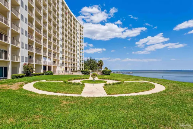 $235,000 | 615 Bayshore Drive, Unit 208, Pensacola, FL 32507