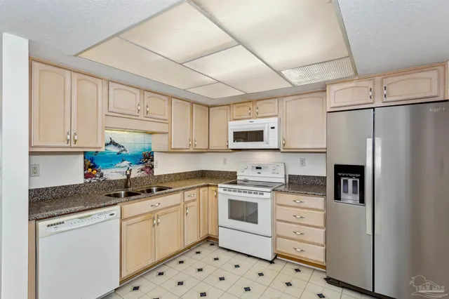 $235,000 | 615 Bayshore Drive, Unit 208, Pensacola, FL 32507