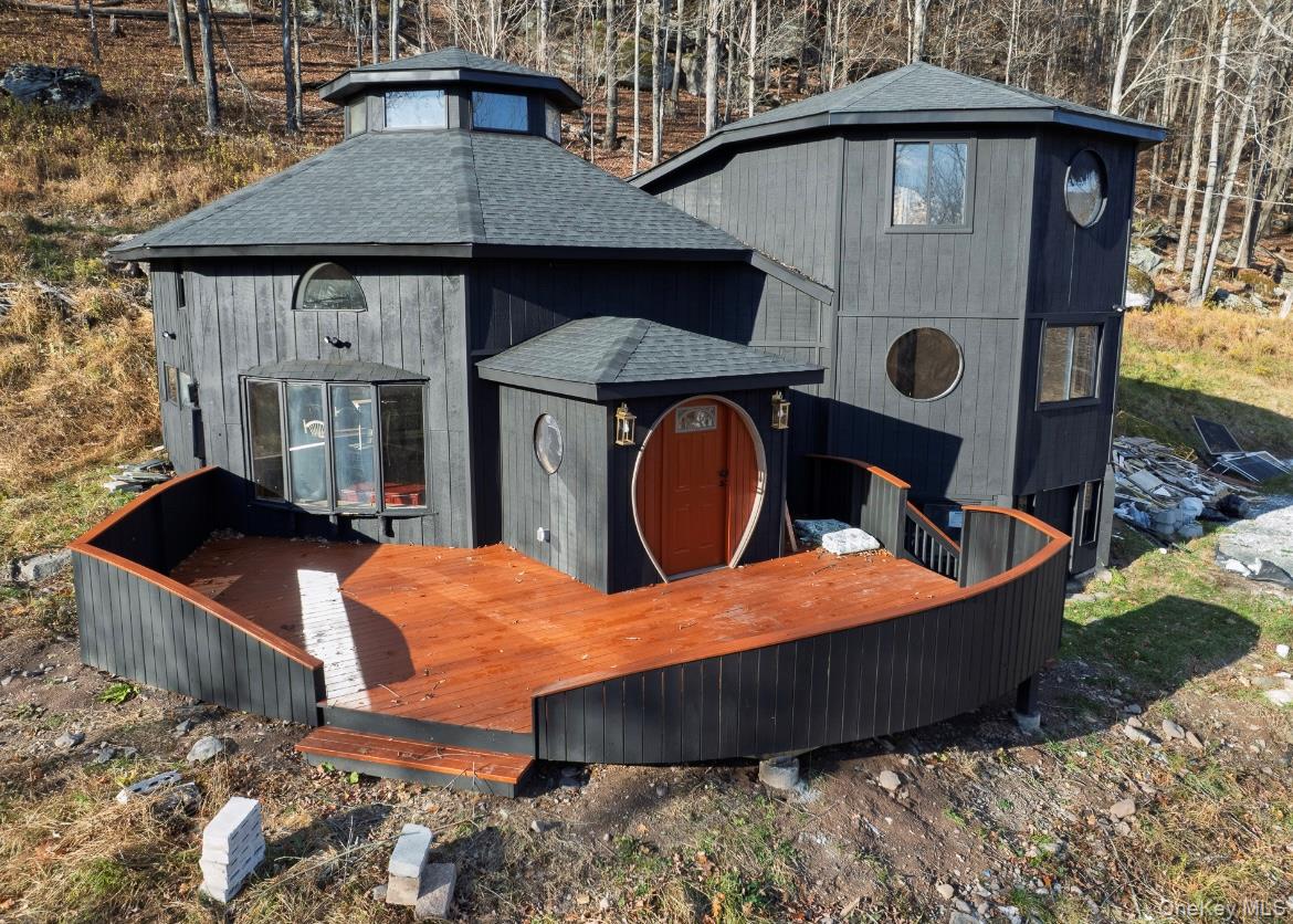 15 Deans Road Napanoch, NY 12458 - Photo 1 of 21 a backyard of a house with barbeque oven