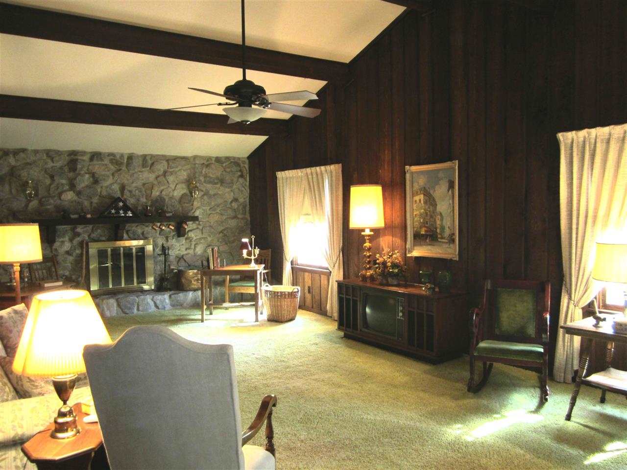 5900 South Yankeetown Road Boonville, IN 47601 - Photo 3 of 13 Gallery Image 3