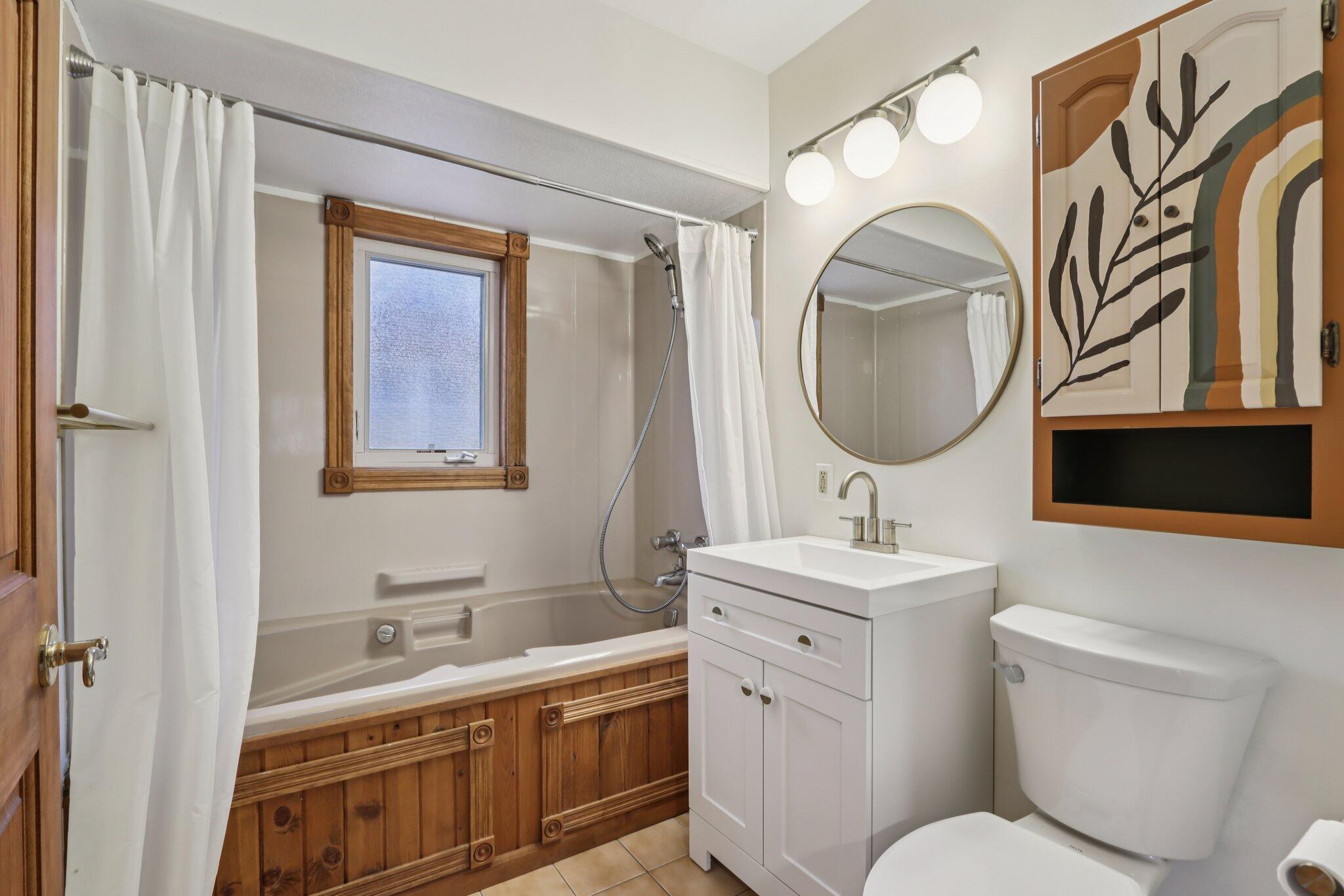 151 North 72nd Street Milwaukee, WI 53213 - Photo 13 of 34 Primary Bathroom