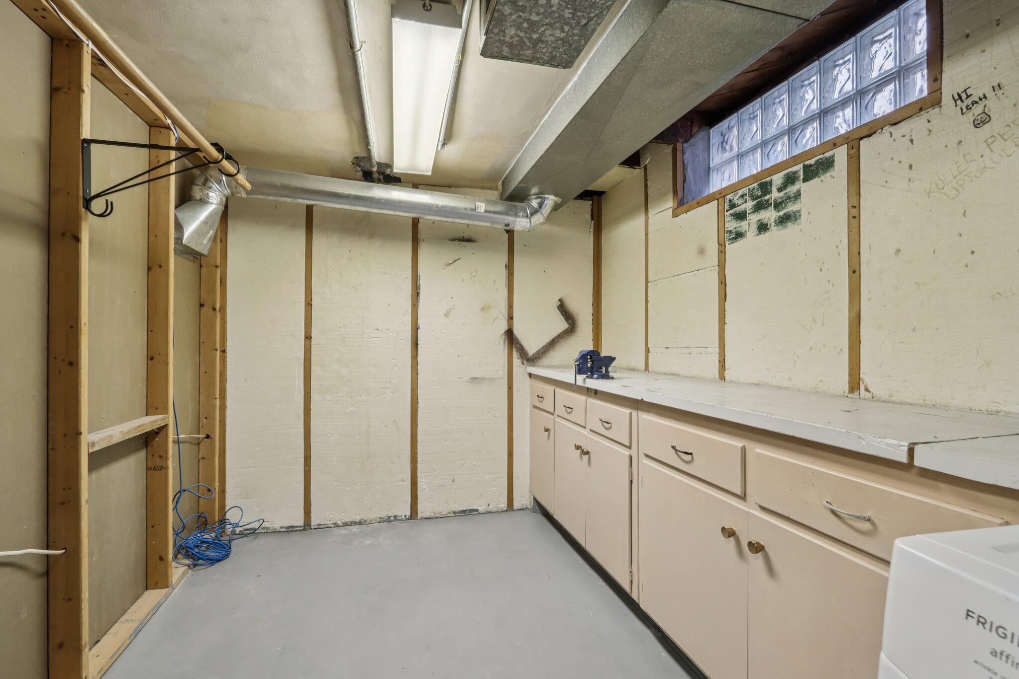 151 North 72nd Street Milwaukee, WI 53213 - Photo 27 of 34 Workshop