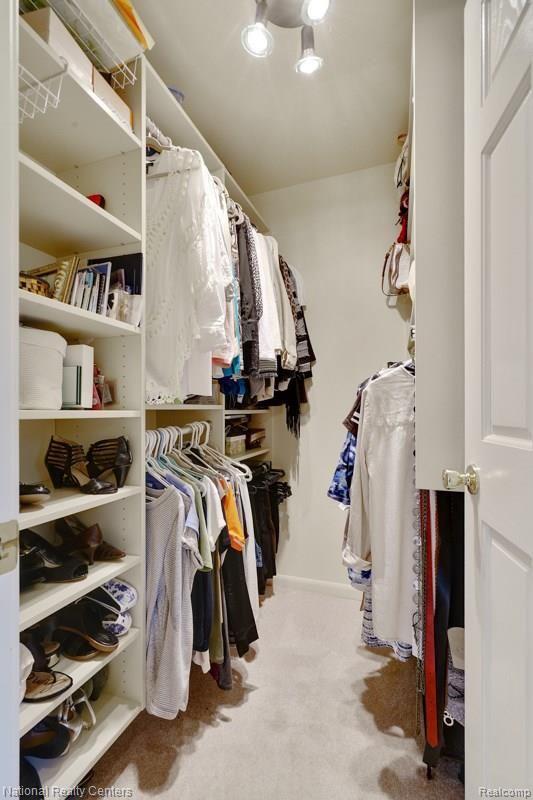 323 North Garner Road Milford, MI 48380 - Photo 32 of 56 Master bedroom walk-in closet #2