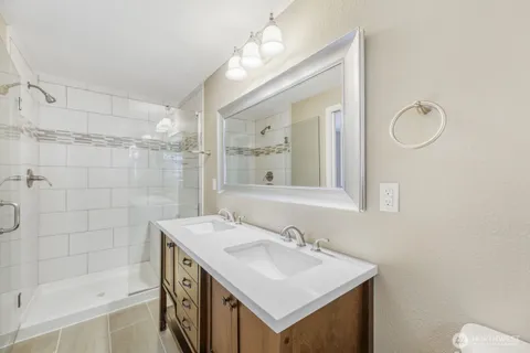 $860,000 | 9004 218th Street Southwest, Edmonds, WA 98026