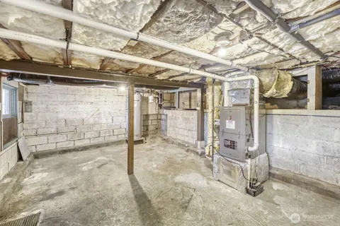 $860,000 | 9004 218th Street Southwest, Edmonds, WA 98026