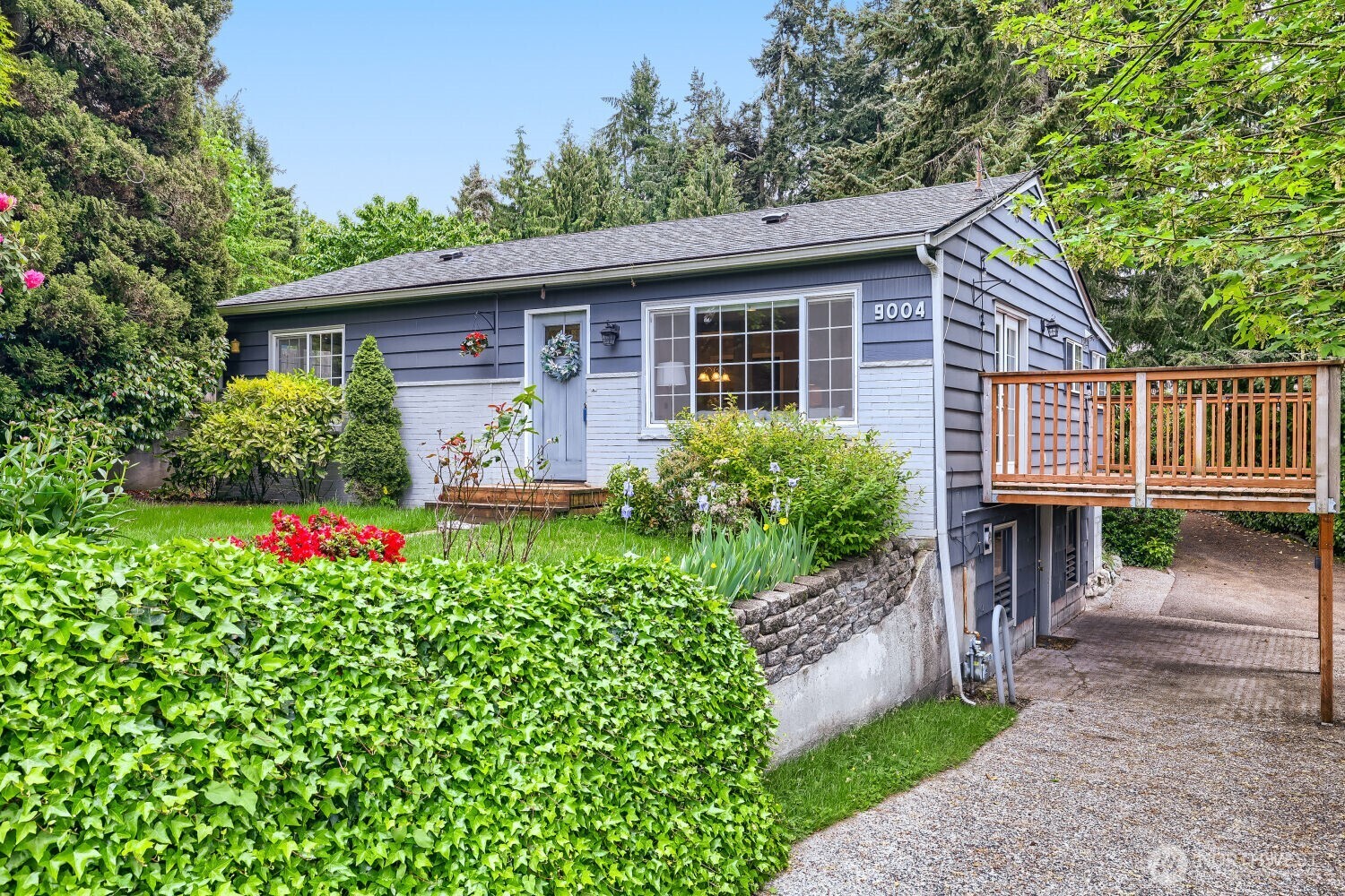 9004 218th Street Southwest Edmonds, WA 98026 - Photo 2 of 28
