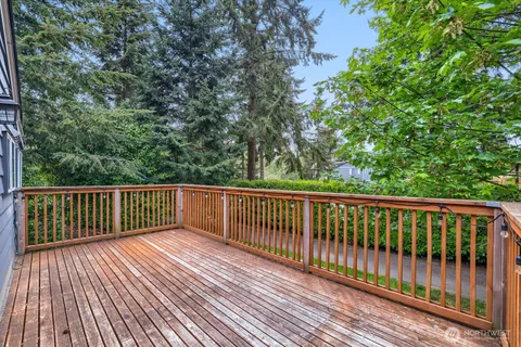 $770,000 | 9004 218th Street Southwest, Edmonds, WA 98026