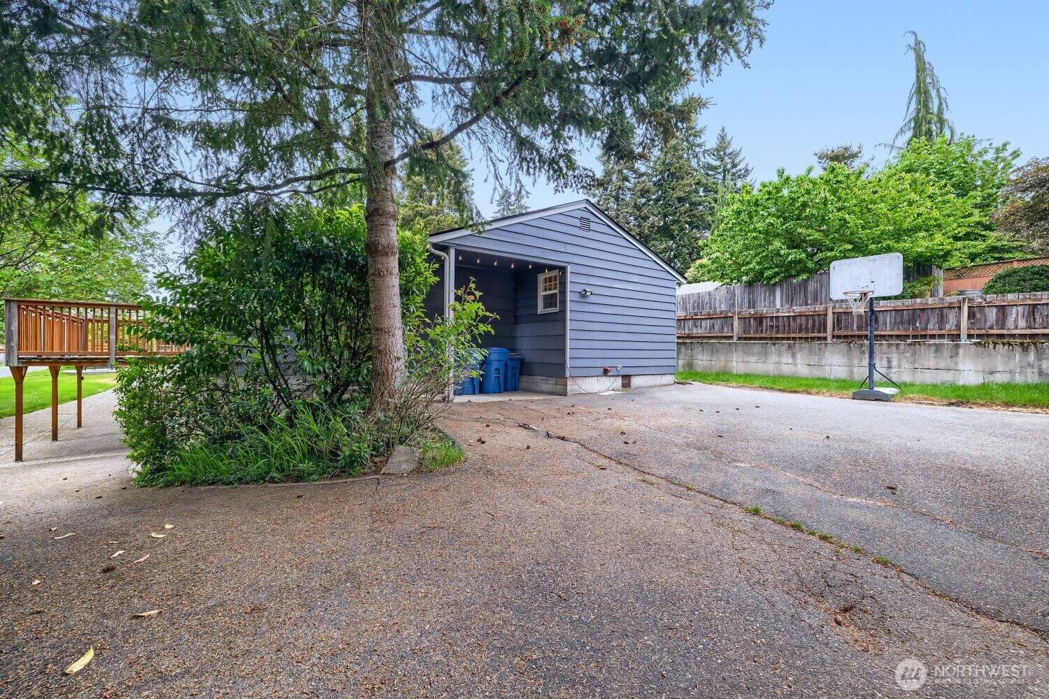 9004 218th Street Southwest Edmonds, WA 98026 - Photo 27 of 28