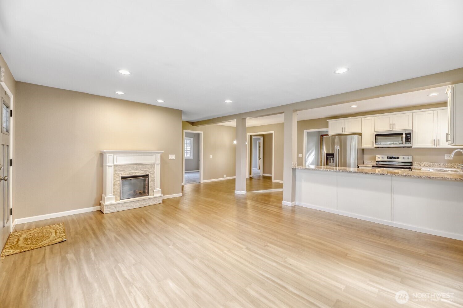 9004 218th Street Southwest Edmonds, WA 98026 - Photo 4 of 17