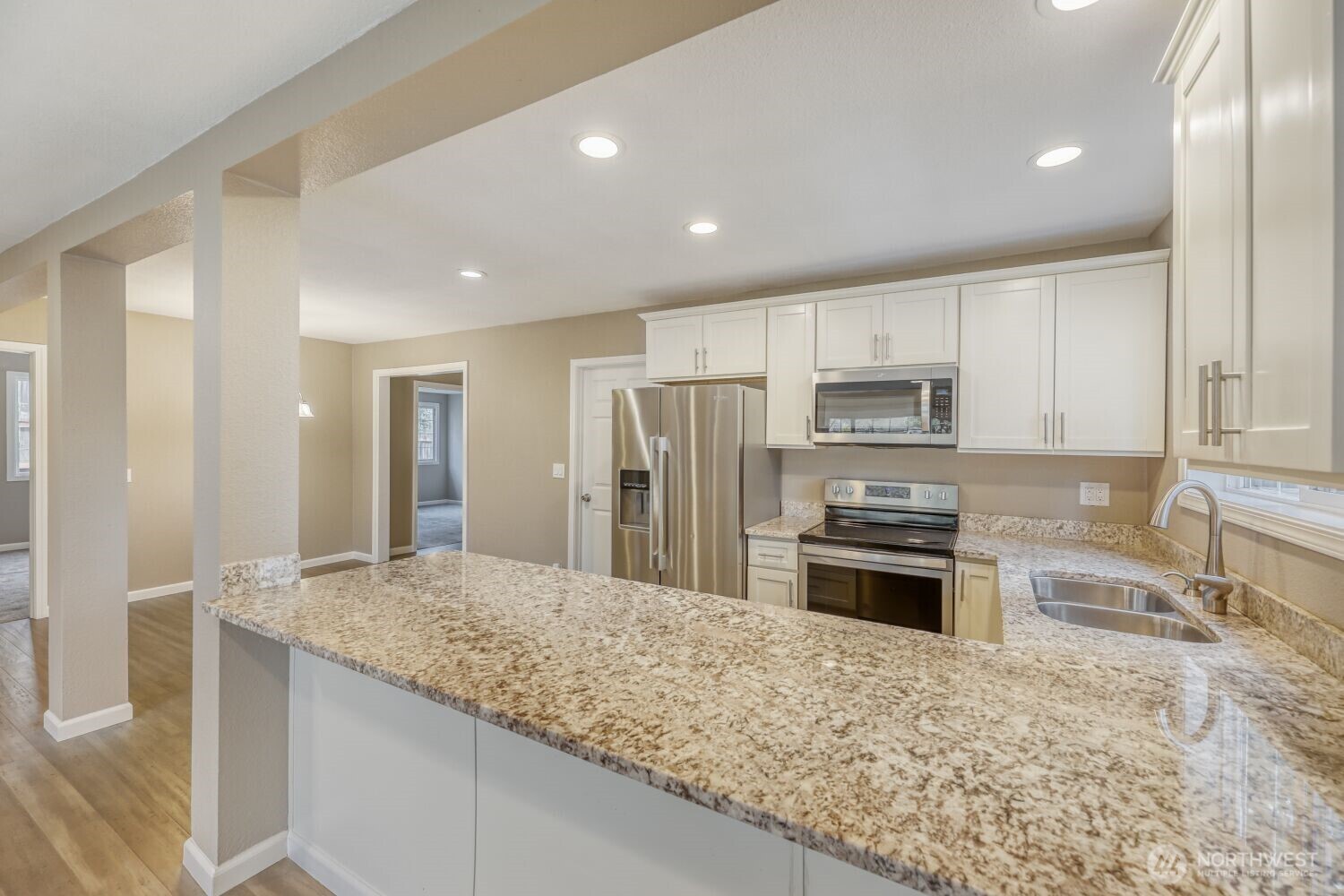 9004 218th Street Southwest Edmonds, WA 98026 - Photo 5 of 17