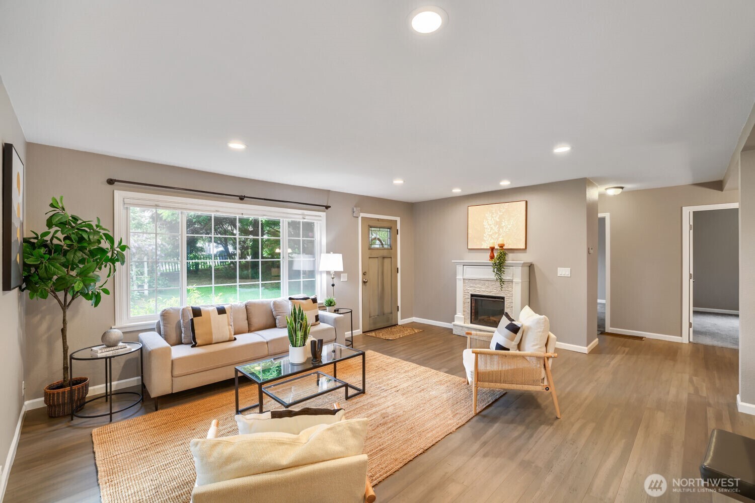 9004 218th Street Southwest Edmonds, WA 98026 - Photo 6 of 28