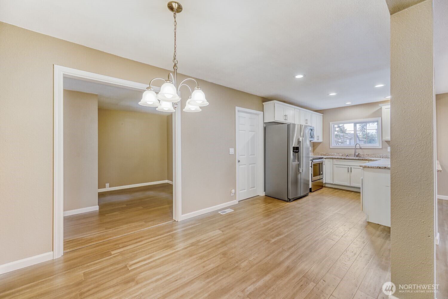 9004 218th Street Southwest Edmonds, WA 98026 - Photo 7 of 17