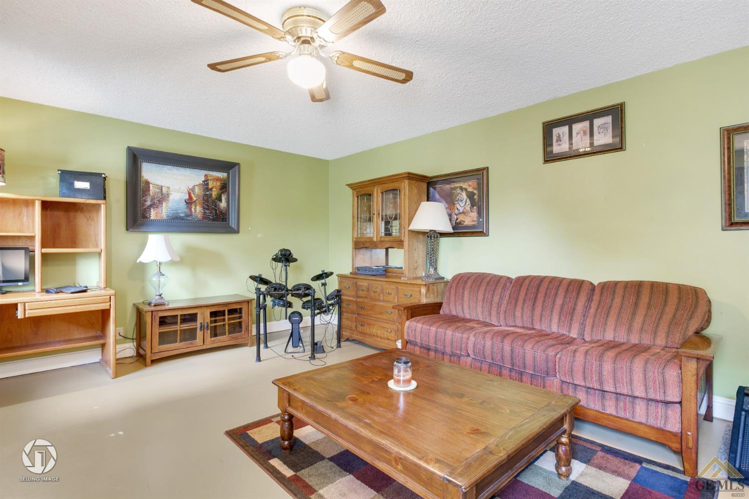 Undisclosed Address Bakersfield, CA 93306 - Photo 6 of 38