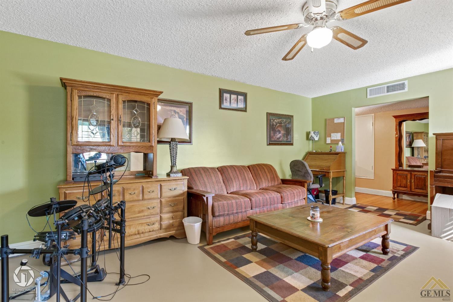 Undisclosed Address Bakersfield, CA 93306 - Photo 7 of 38